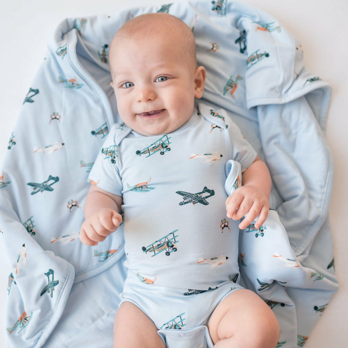 Baby Blanket in Take Off 1.0 | Kyte Baby