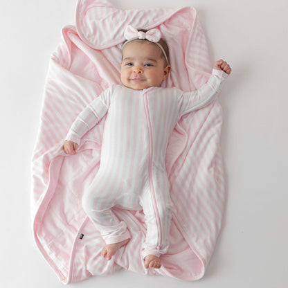 Baby Blanket in Small Sakura Stripe 1.0 | Kyte Baby