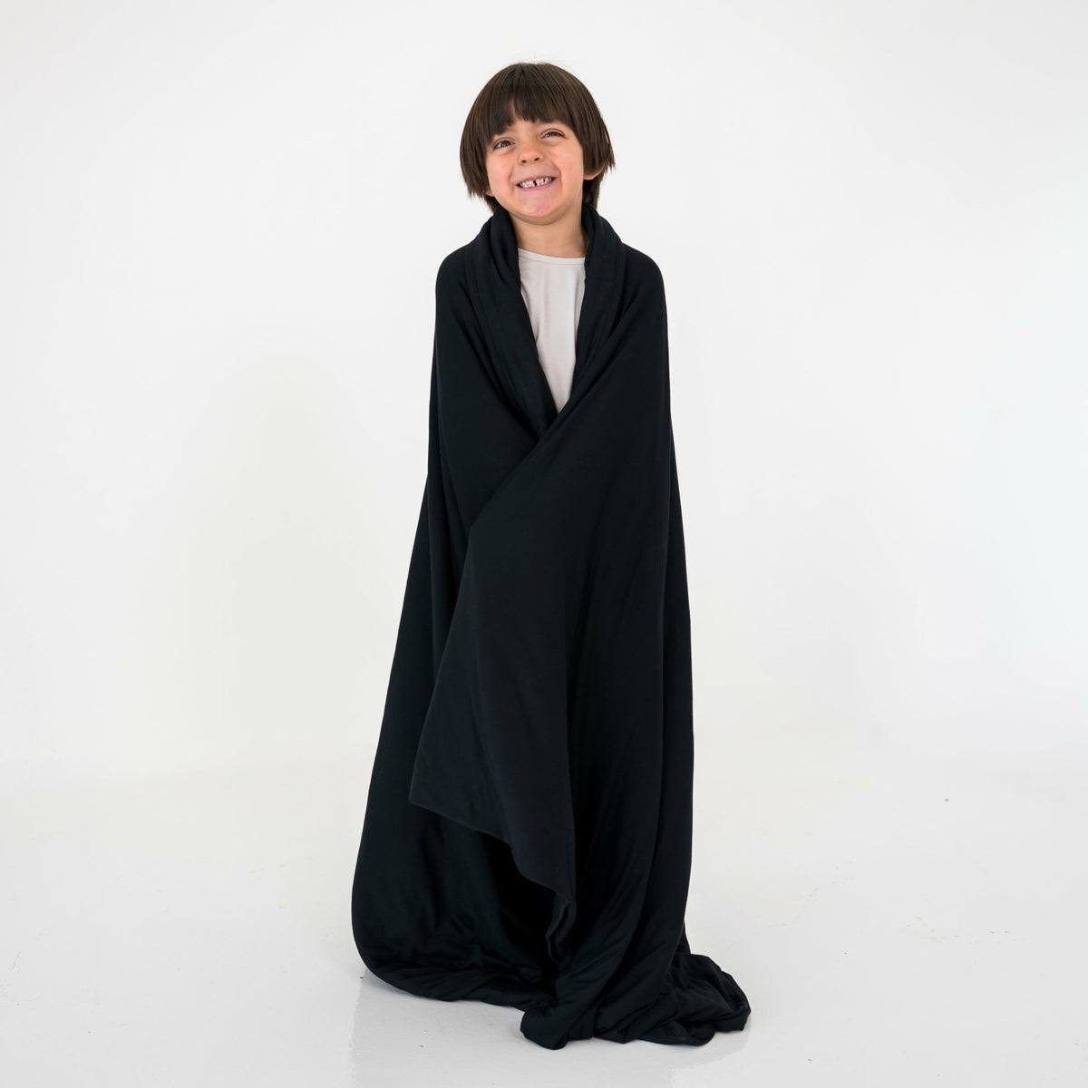 Youth Blanket in Midnight 2.5 | Kyte Baby