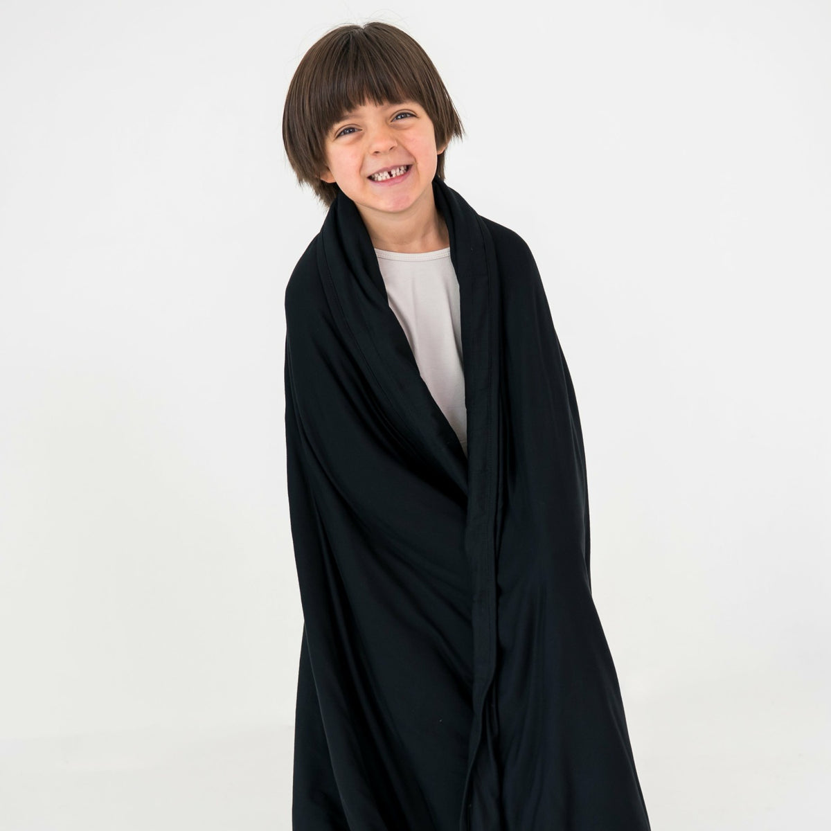 Youth Blanket in Midnight 2.5 | Kyte Baby