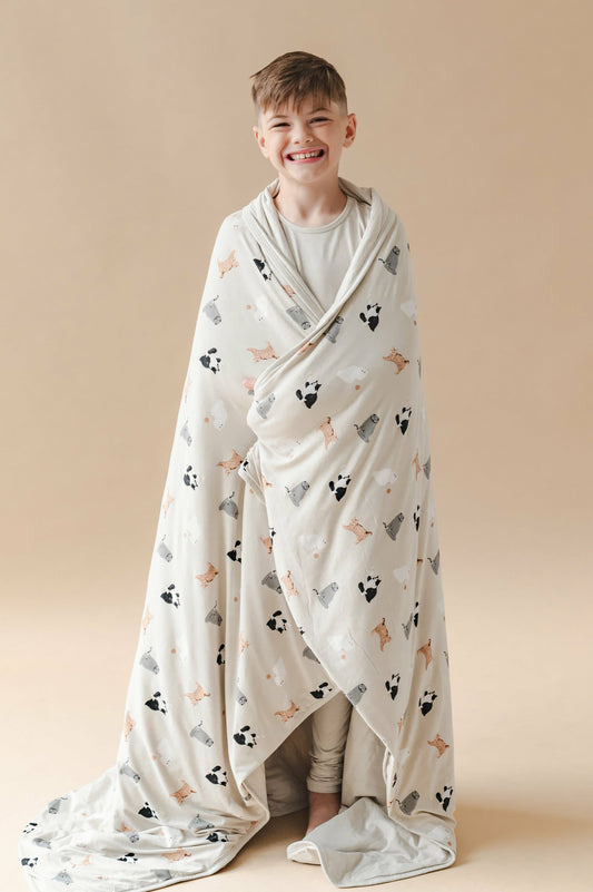 Youth Blanket in Fluffy Cat 1.0 | Kyte Baby