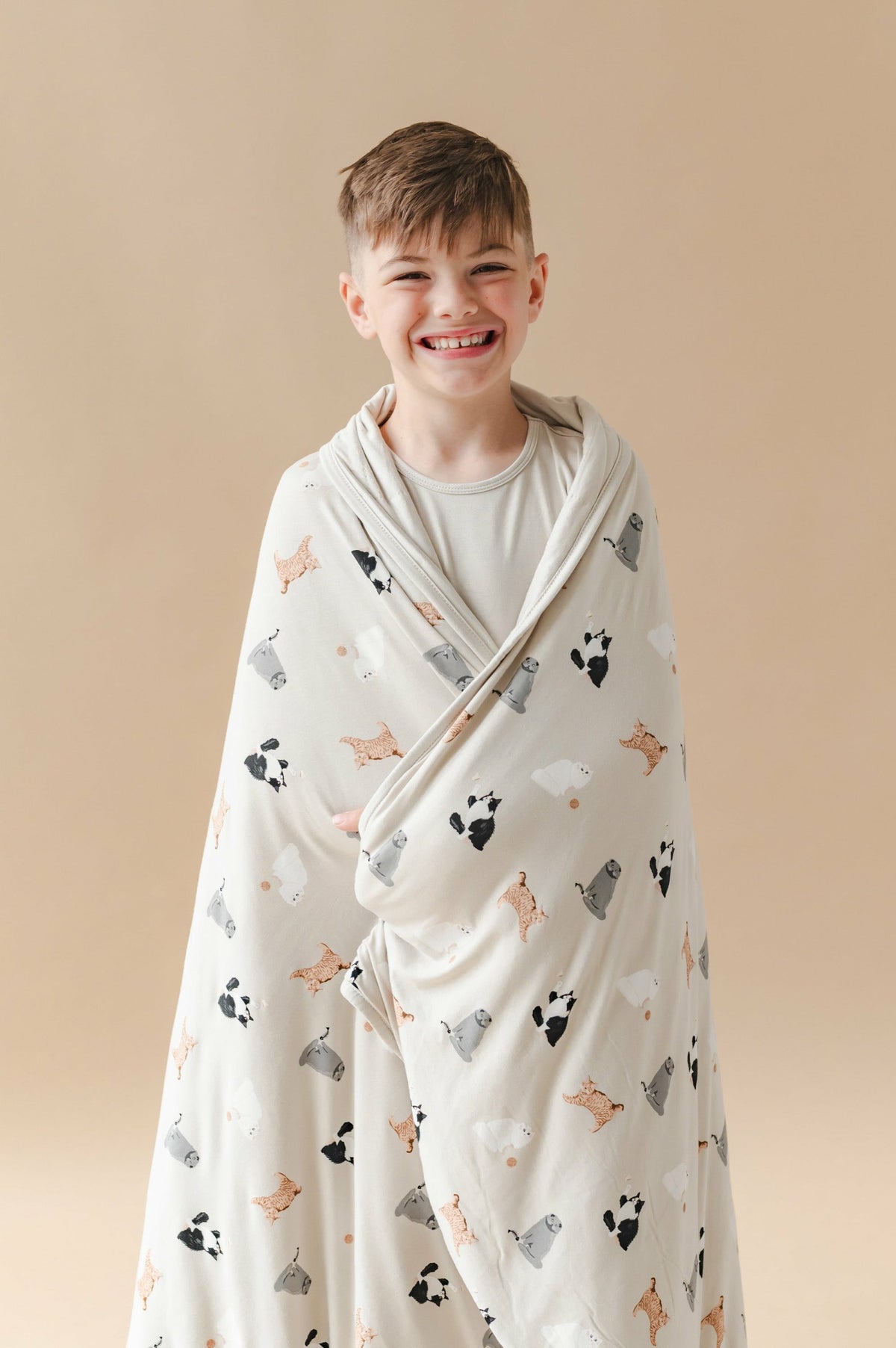 Youth Blanket in Fluffy Cat 1.0 | Kyte Baby