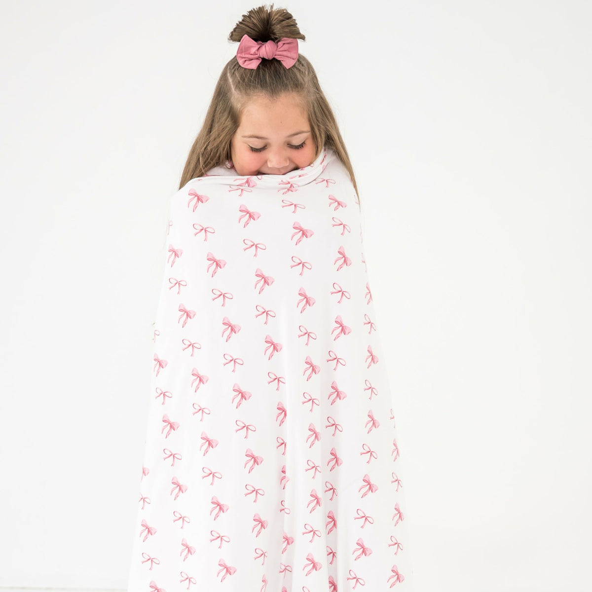 Youth Blanket in Bow 1.0 | Kyte Baby