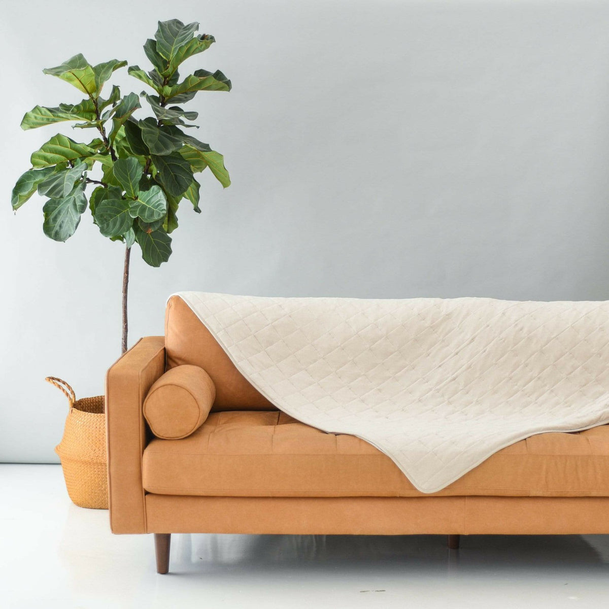 Adult Quilted Blanket in Oat | Kyte Baby