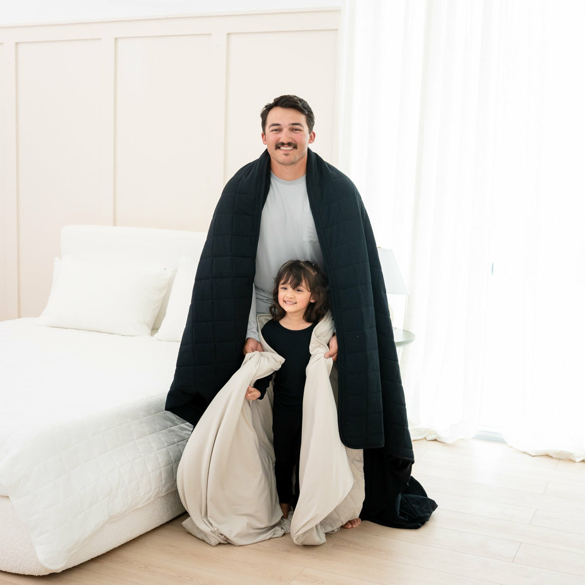 Bamboo Adult Quilted Blanket in Midnight 1.0 TOG | Kyte Baby