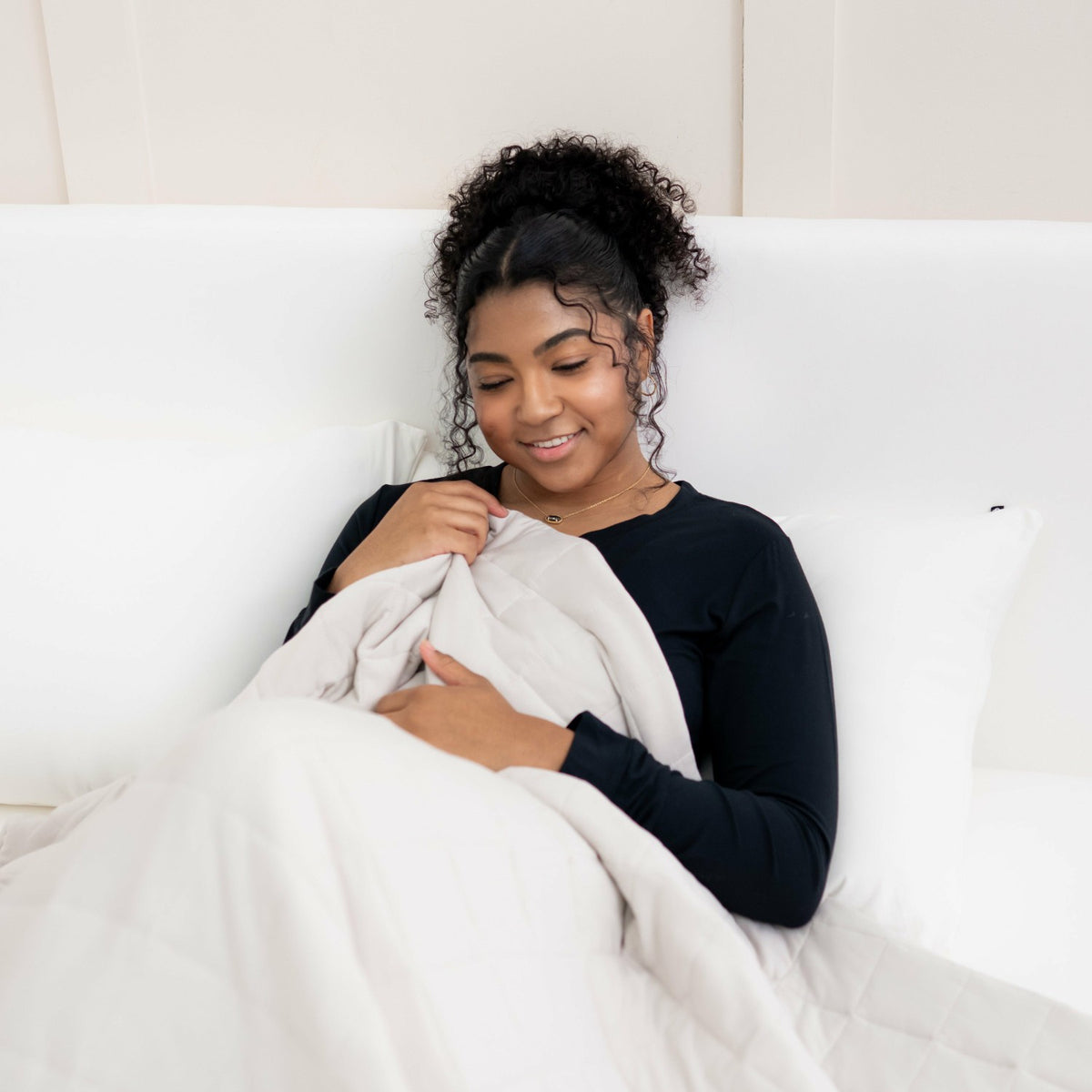 Adult Quilted Blanket in Oat 1.0 | Kyte Baby