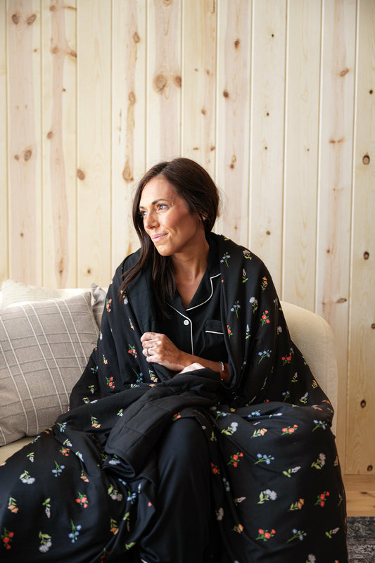 Adult Quilted Blanket in Midnight Wildflower 2.5 | Kyte Baby