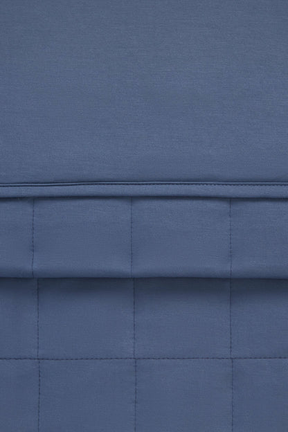 Adult Quilted Blanket in Oxford 2.5 | Kyte Baby