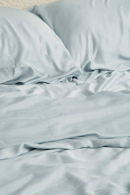 Bamboo Sateen Sheet Set in Ice | Kyte Baby