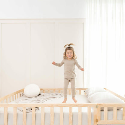 Fitted Sheet & Pillowcases Oat | Kyte Baby