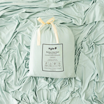 Fitted Sheet & Pillowcases Sage | Kyte Baby