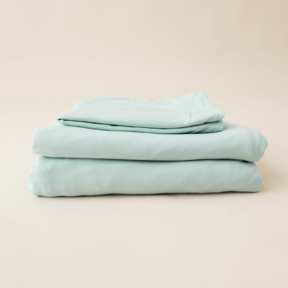 Fitted Sheet & Pillowcases Sage | Kyte Baby