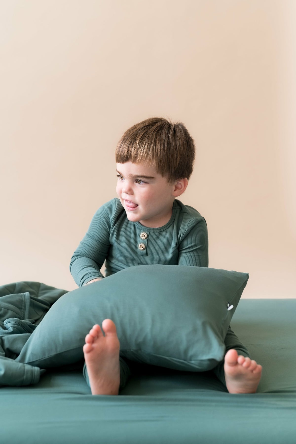 Toddler Pillowcase in Pine | Kyte Baby