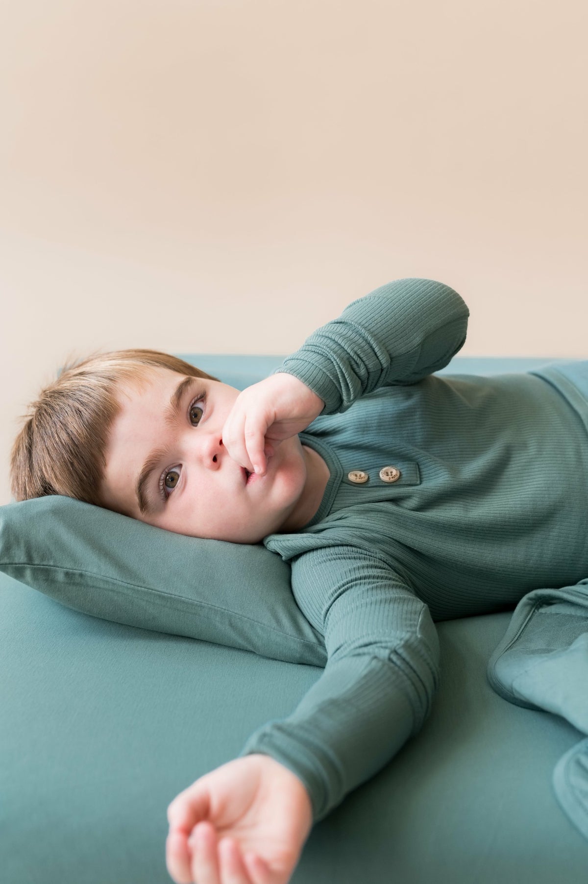 Toddler Pillowcase in Pine | Kyte Baby