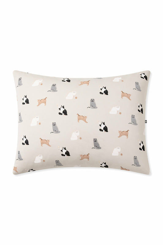 Toddler Pillowcase in Fluffy Cat | Kyte Baby