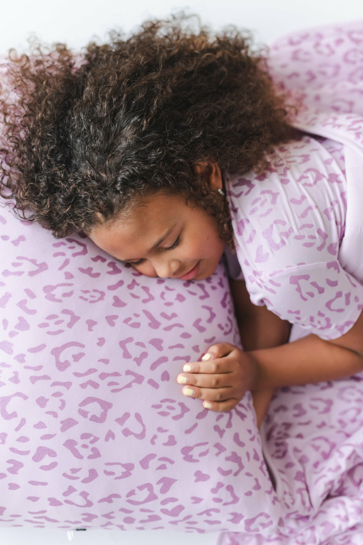 Standard Pillowcase in Thistle Leopard | Kyte Baby