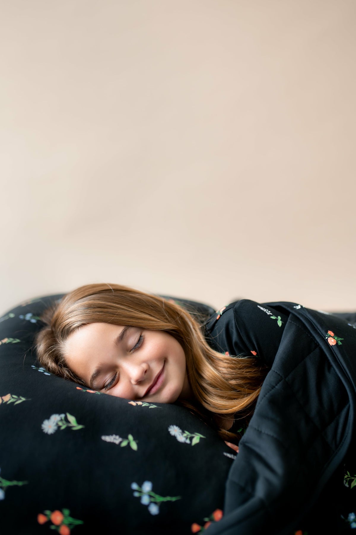 Standard Pillowcase in Midnight Wildflower | Kyte Baby