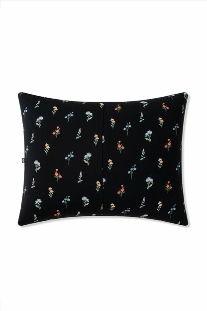 Standard Pillowcase in Midnight Wildflower | Kyte Baby