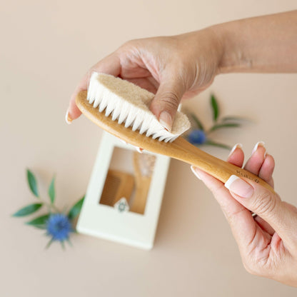 Cradle Cap Brush | Kyte Baby