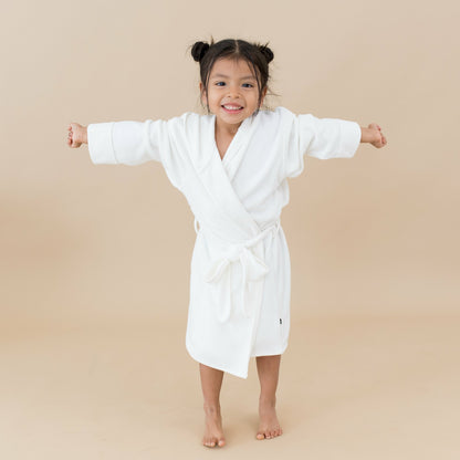 Hooded Bath Robe in Cloud | Kyte Baby