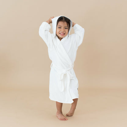 Hooded Bath Robe in Cloud | Kyte Baby