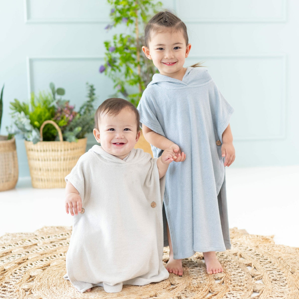 Swim Poncho in Fog | Kyte Baby