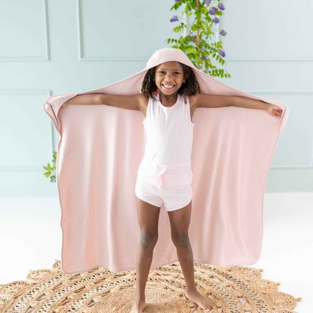 Toddler Hooded Bamboo Bath Towel in Blush | Kyte Baby