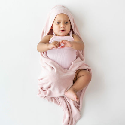 Hooded Infant Bath Towel in Blush | Kyte Baby
