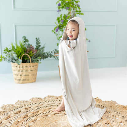Toddler Hooded Bamboo Bath Towel in Oat | Kyte Baby