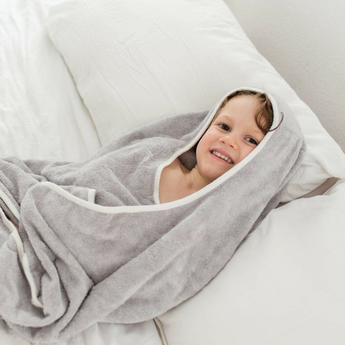 Toddler Hooded Bath Towel in Storm Cloud Trim | Kyte Baby