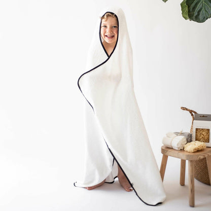 Toddler Hooded Bath Towel in Cloud with Midnight Trim | Kyte Baby