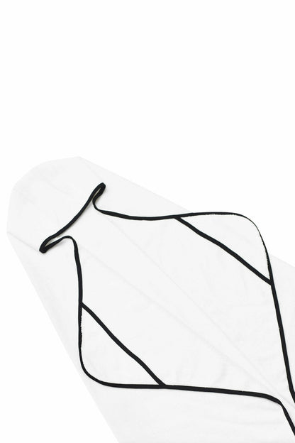 Toddler Hooded Bath Towel in Cloud with Midnight Trim | Kyte Baby