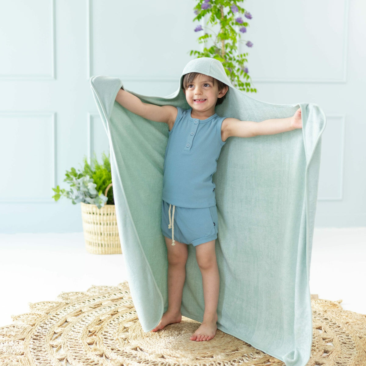Toddler Hooded Bamboo Bath Towel in Sage | Kyte Baby