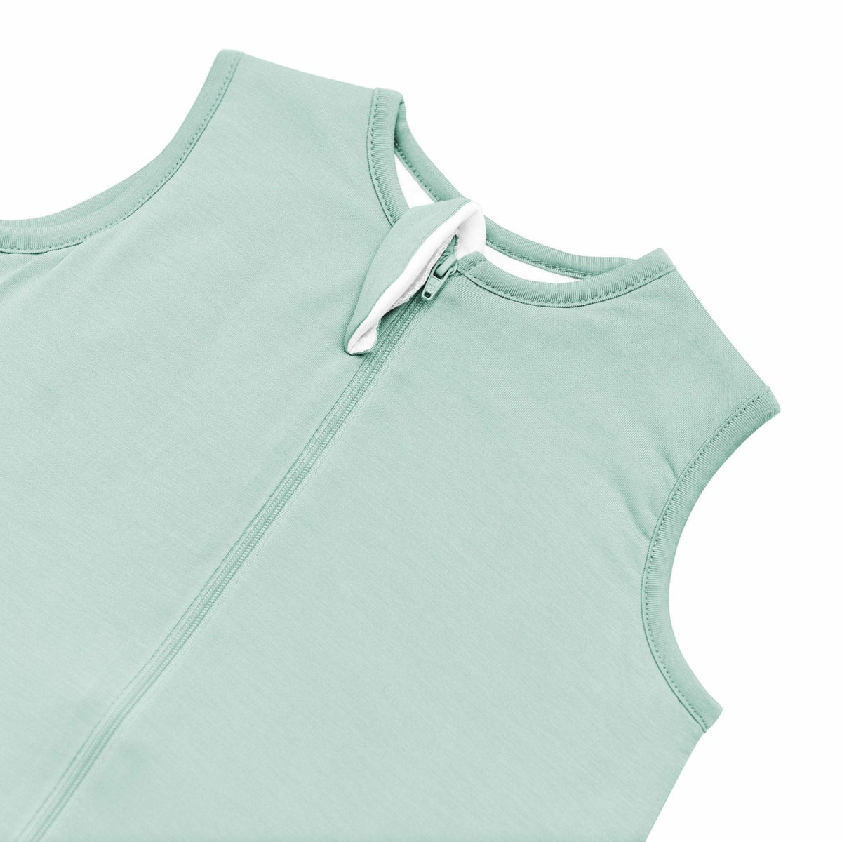 Sleep Bag Walker in Sage 2.5 TOG | Kyte Baby