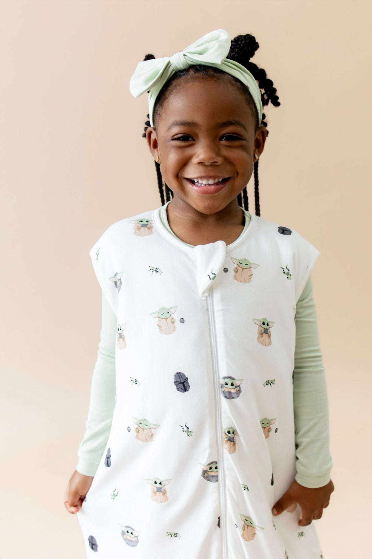 Sleep Bag Walker in Grogu™ 1.0 | Kyte Baby