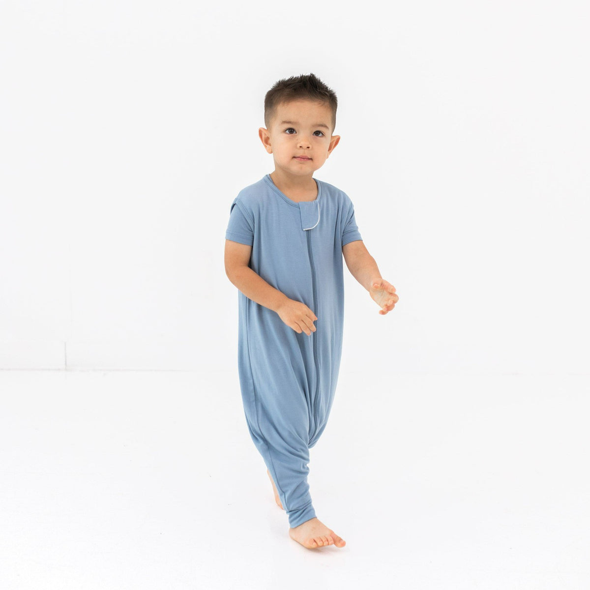 Sleep Bag Walker in Slate 0.5 TOG | Kyte Baby
