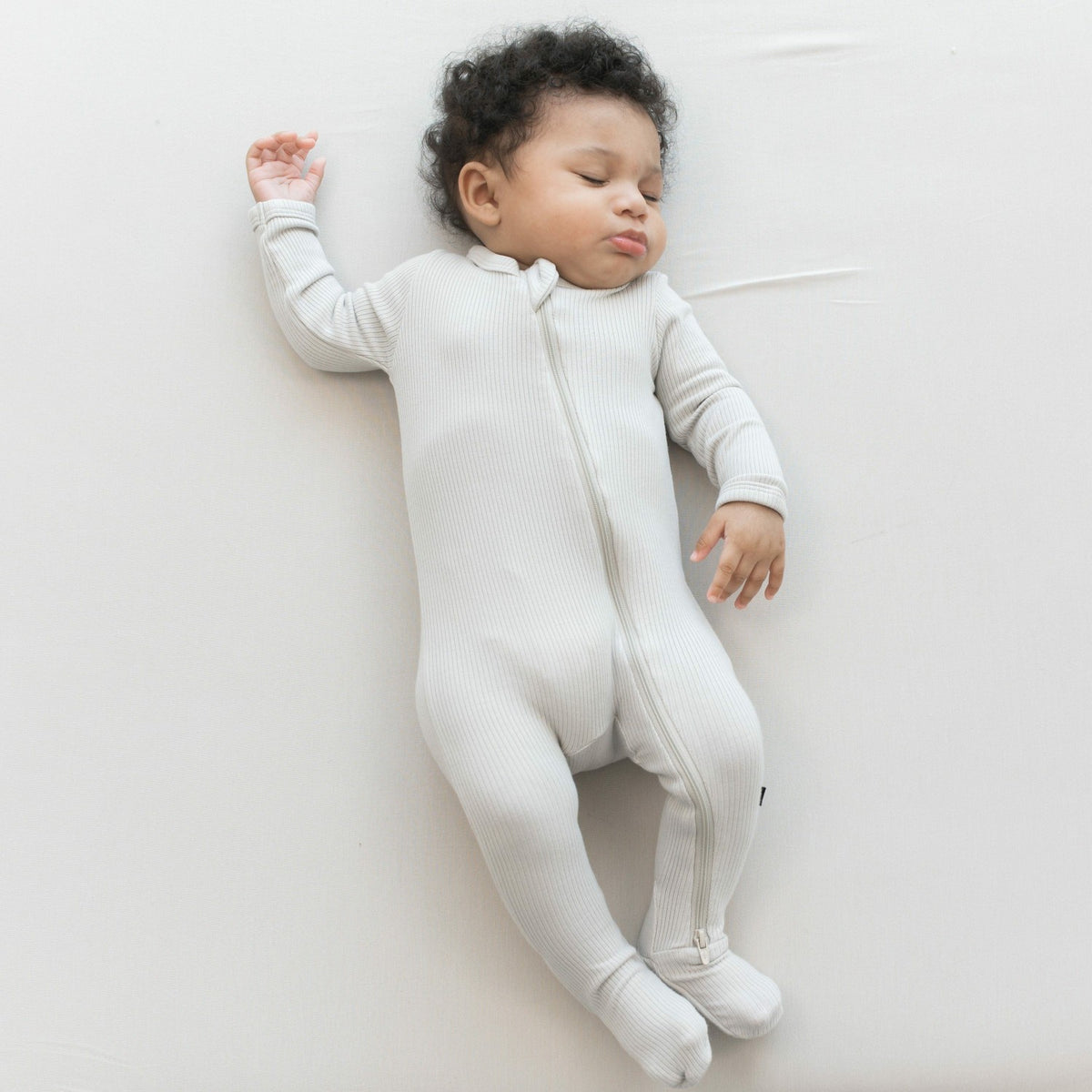 Ribbed Zipper Footie in Oat | Kyte Baby