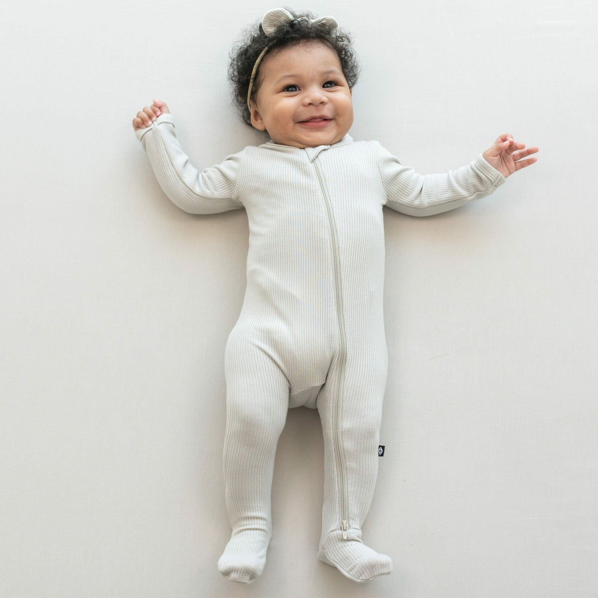 Ribbed Zipper Footie in Oat | Kyte Baby