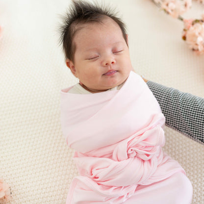 Swaddle Blanket in Sakura | Kyte Baby