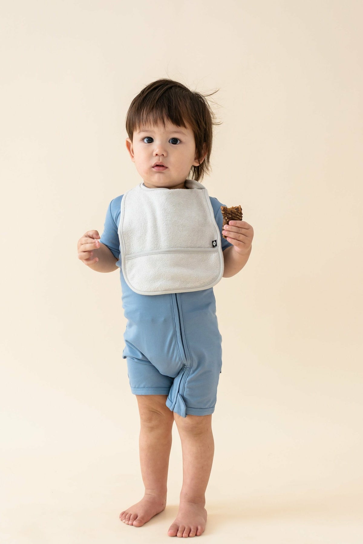Terry Pocket Bib in Oat | Kyte Baby