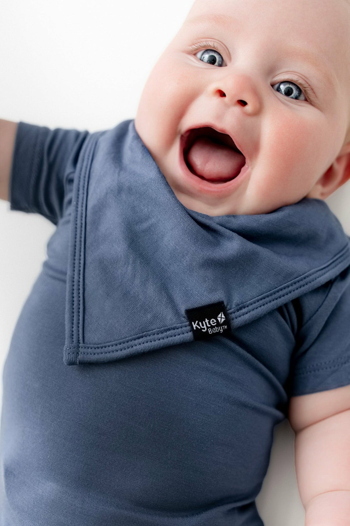 Bib in Oxford | Kyte Baby