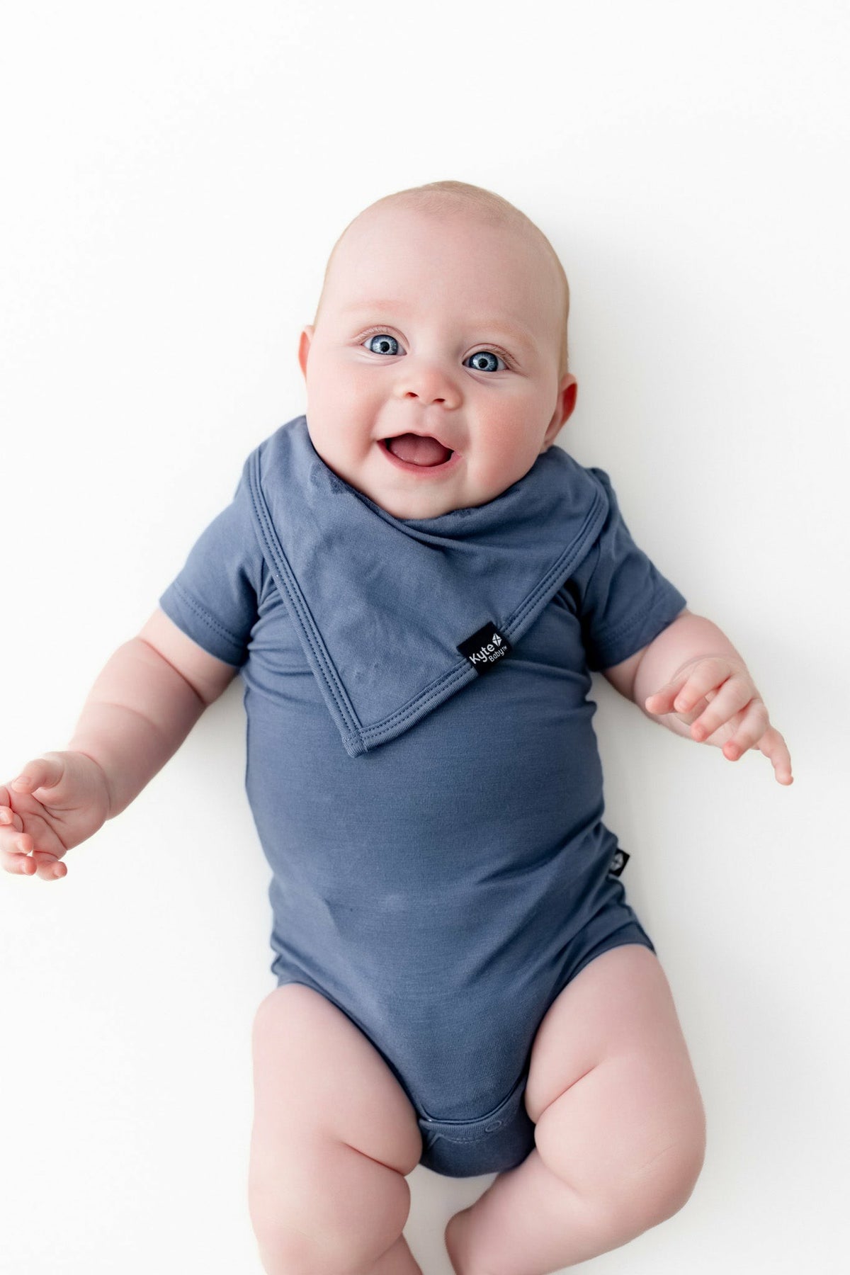 Bib in Oxford | Kyte Baby