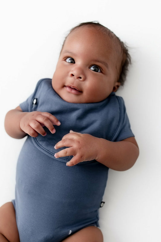 Cushy Bib in Oxford | Kyte Baby