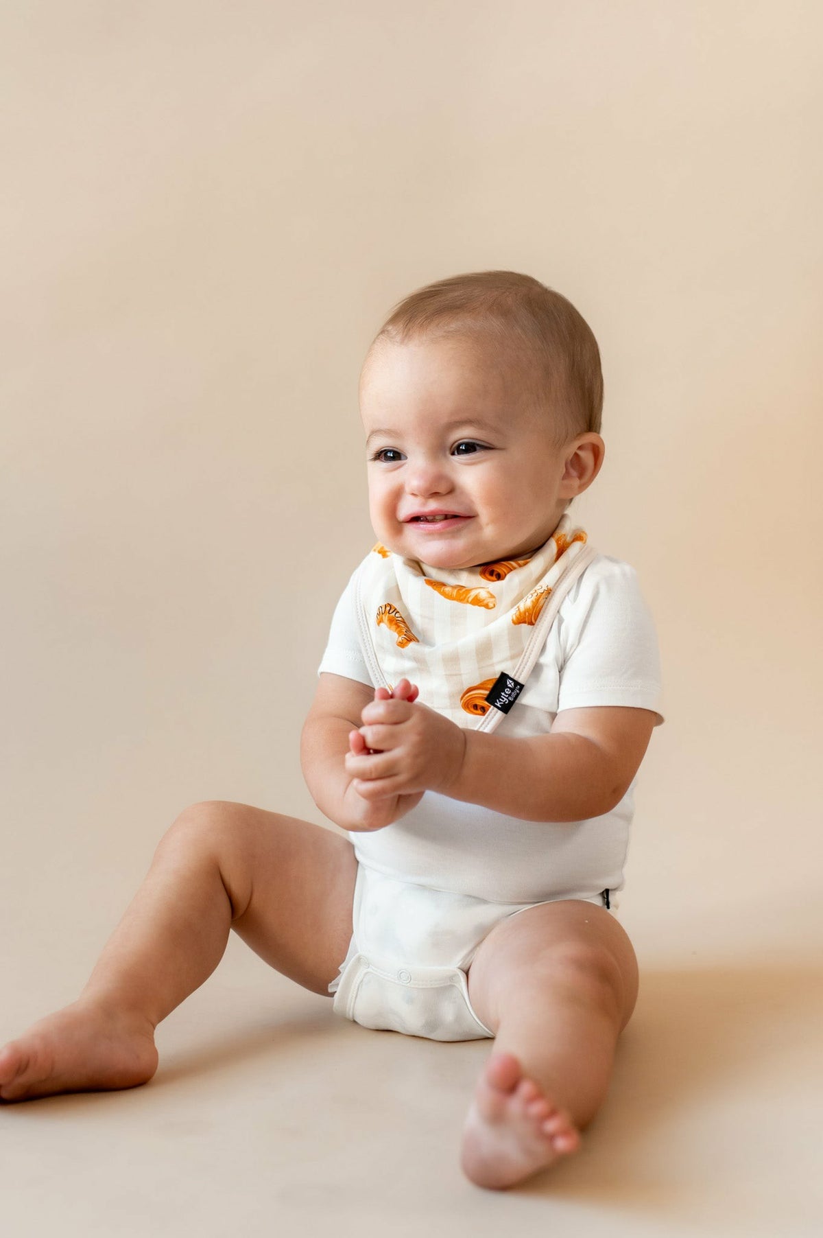 Bib in Croissant | Kyte Baby