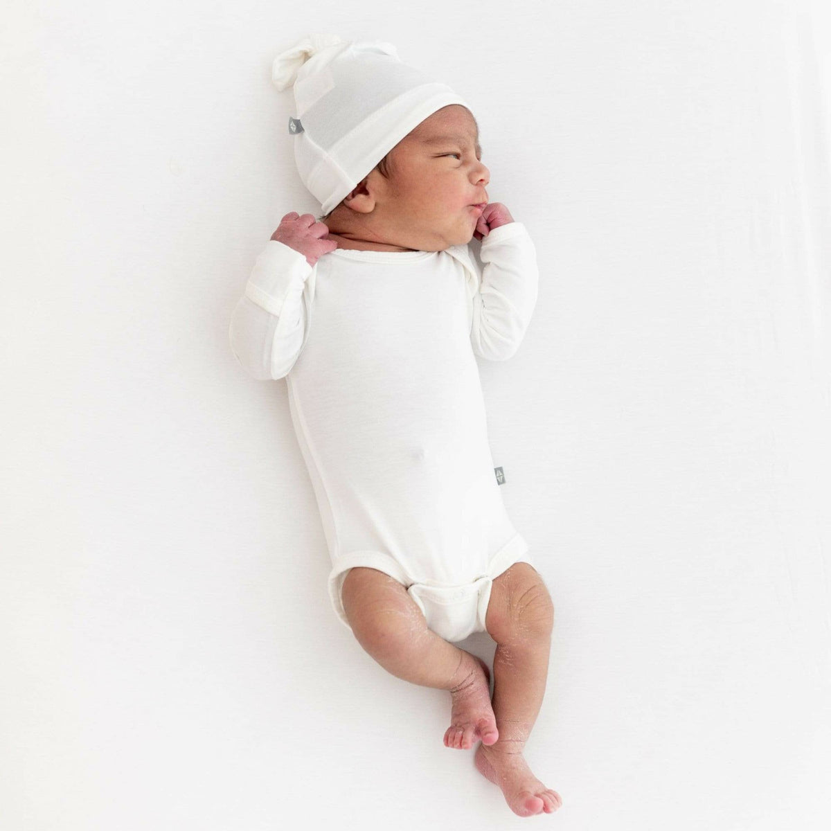 Knotted Cap in Cloud | Kyte Baby