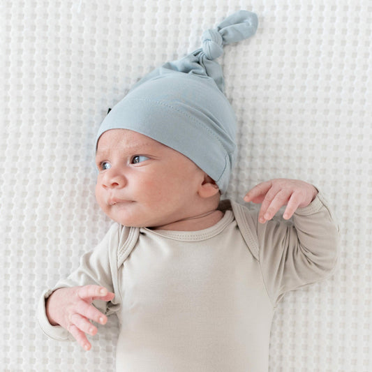 Knotted Cap in Fog | Kyte Baby