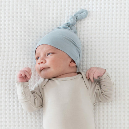 Knotted Cap in Fog | Kyte Baby