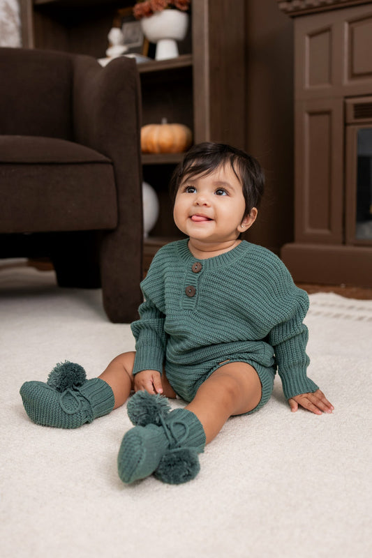 Knit Booties in Pine | Kyte Baby