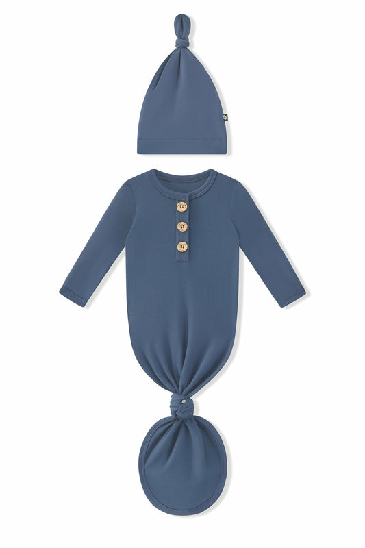 Knotted Day Gown with Hat Set in Oxford | Kyte Baby