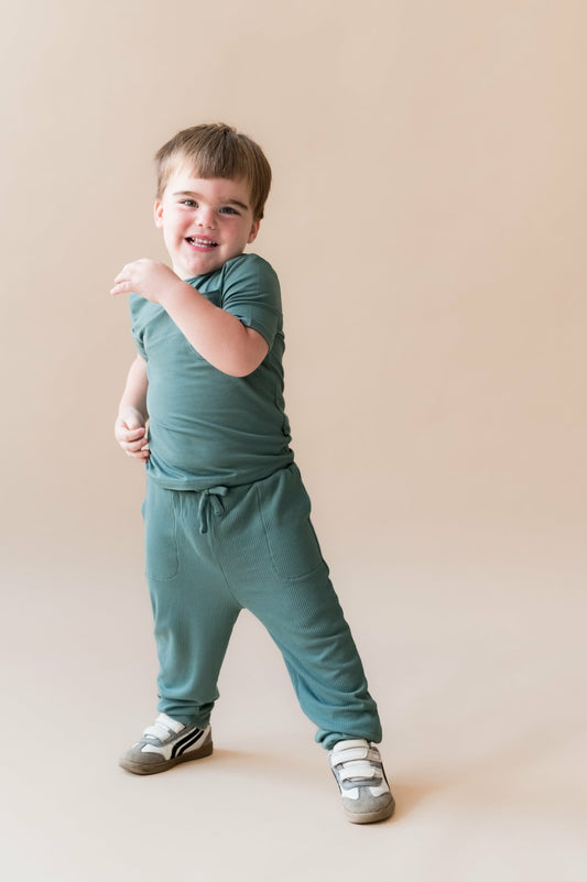 Ribbed Jogger Pant in Pine | Kyte Baby